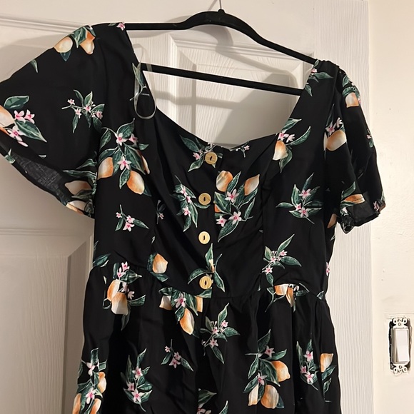 Lemon Romper - Picture 2 of 4